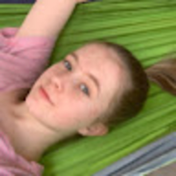 Meet your Posher, Ruth - Picture 1 of 1